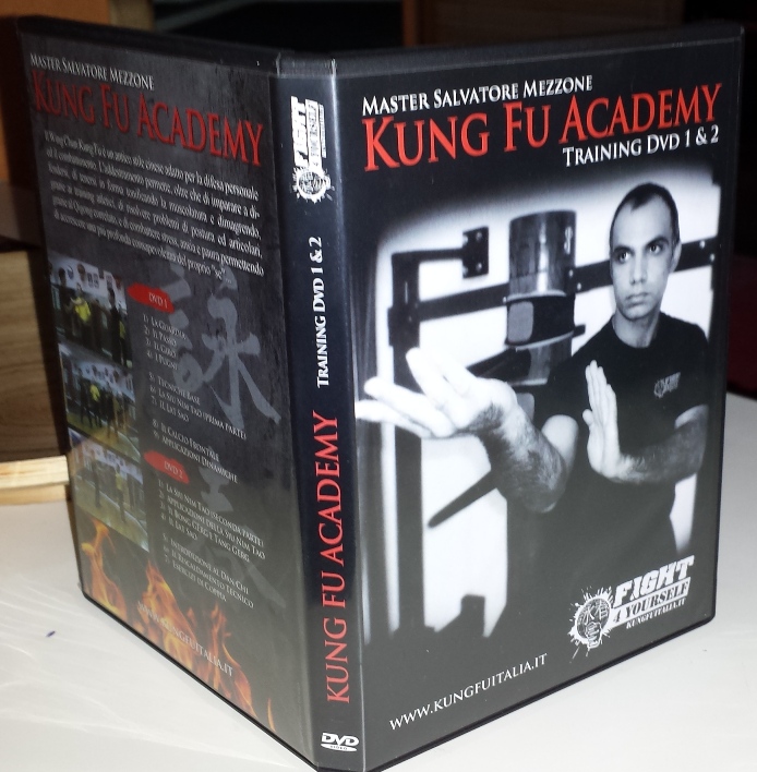 dvd sul wing chun kung fu di Master Sifu Salvatore Mezzone www.kungfuitalia.it